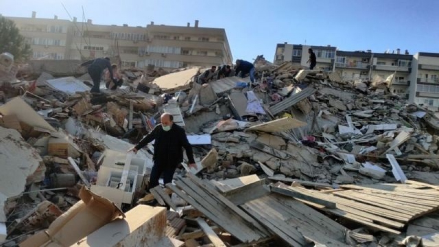 Động đất tại Thổ Nhĩ Kỳ: Hơn 900 người thương vong